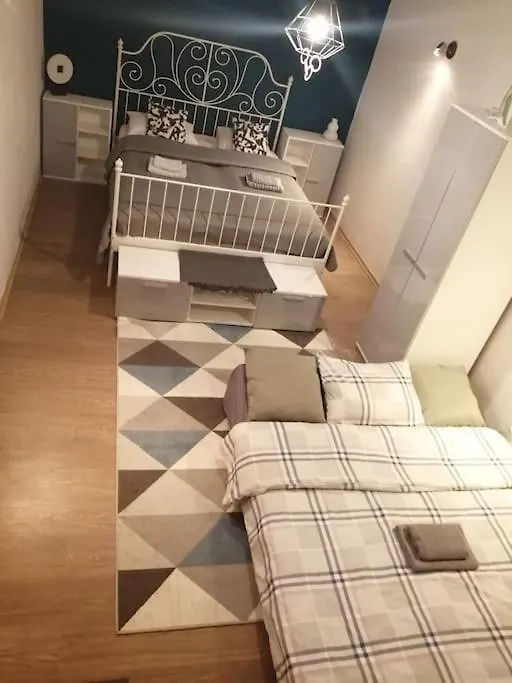 Charming Flat In A Great Location Lägenhet Warszawa