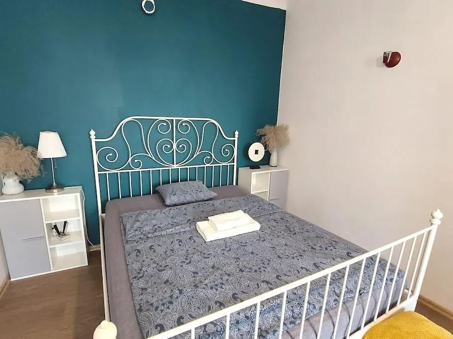 Charming Flat In A Great Location Lägenhet Warszawa Polen